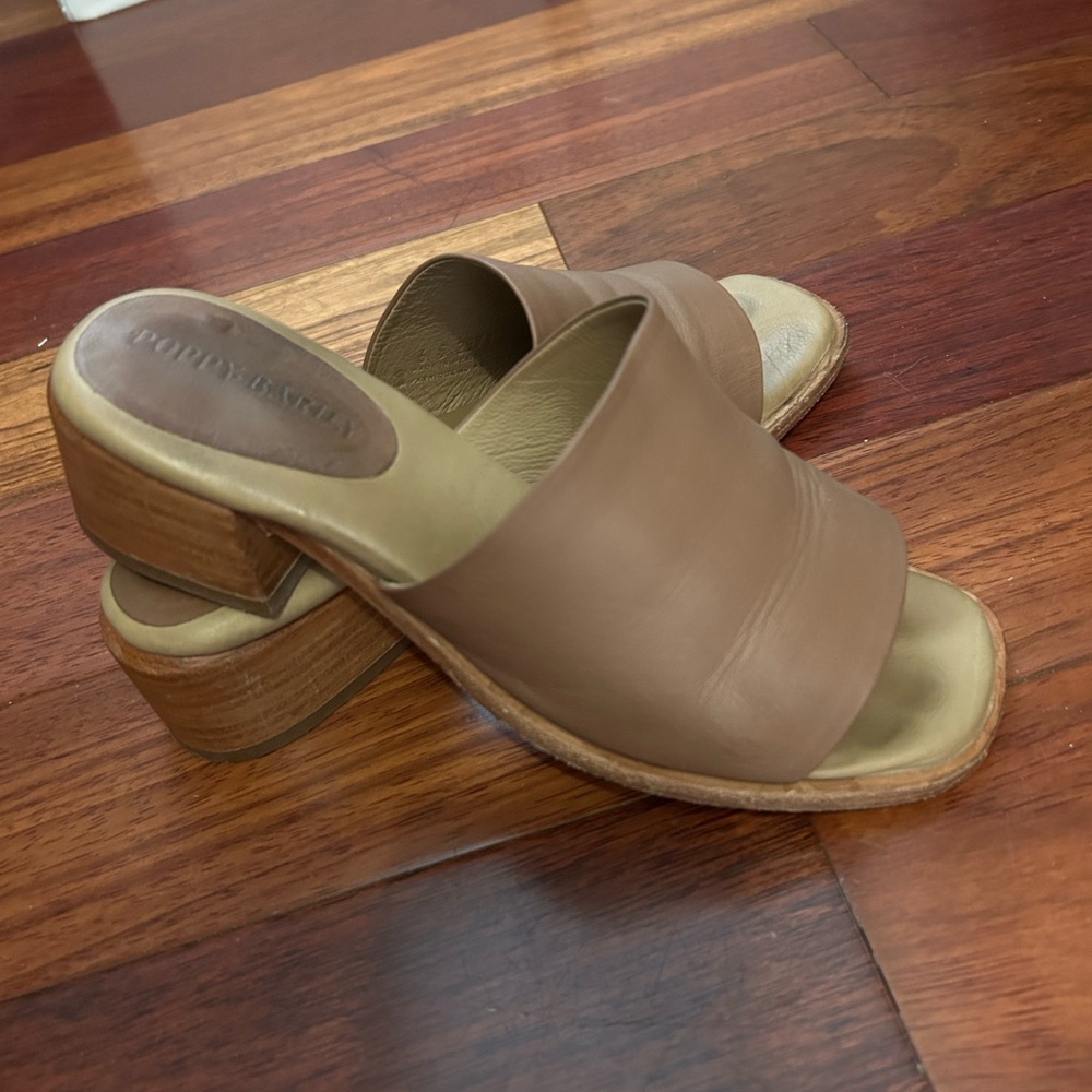 Poppy Barley the Spritz Heeled Sandal in Praline